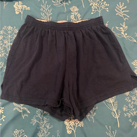 6 for $15 Womens size large soffe shorts - Picture 1 of 2